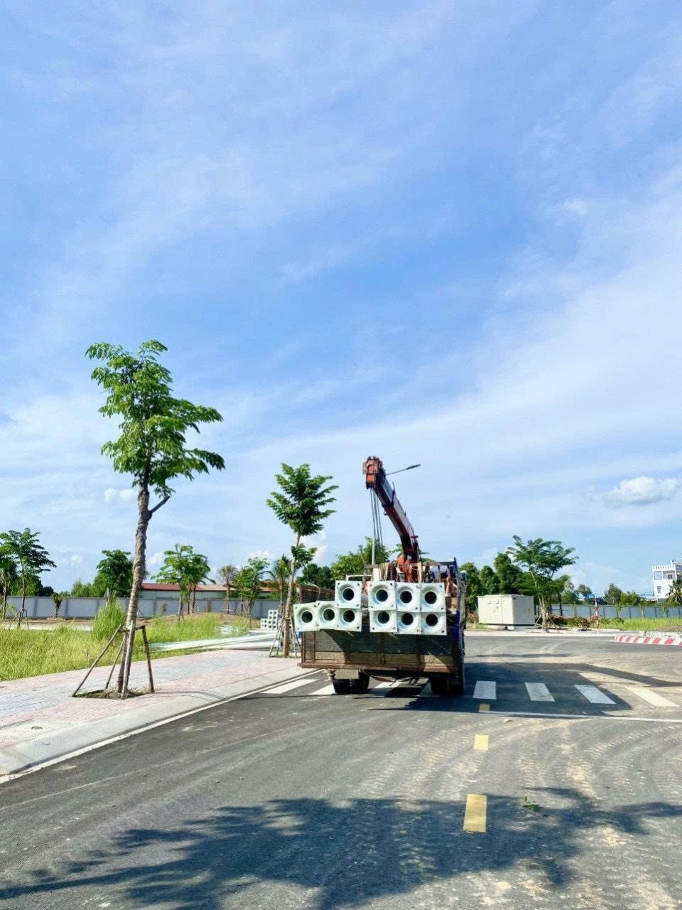 5x20m thổ cư, ngay vòng xoay BH-VT. Chỉ 990tr có ngay đất sẵn sổ. Chiết khấu cao tới 200tr 4