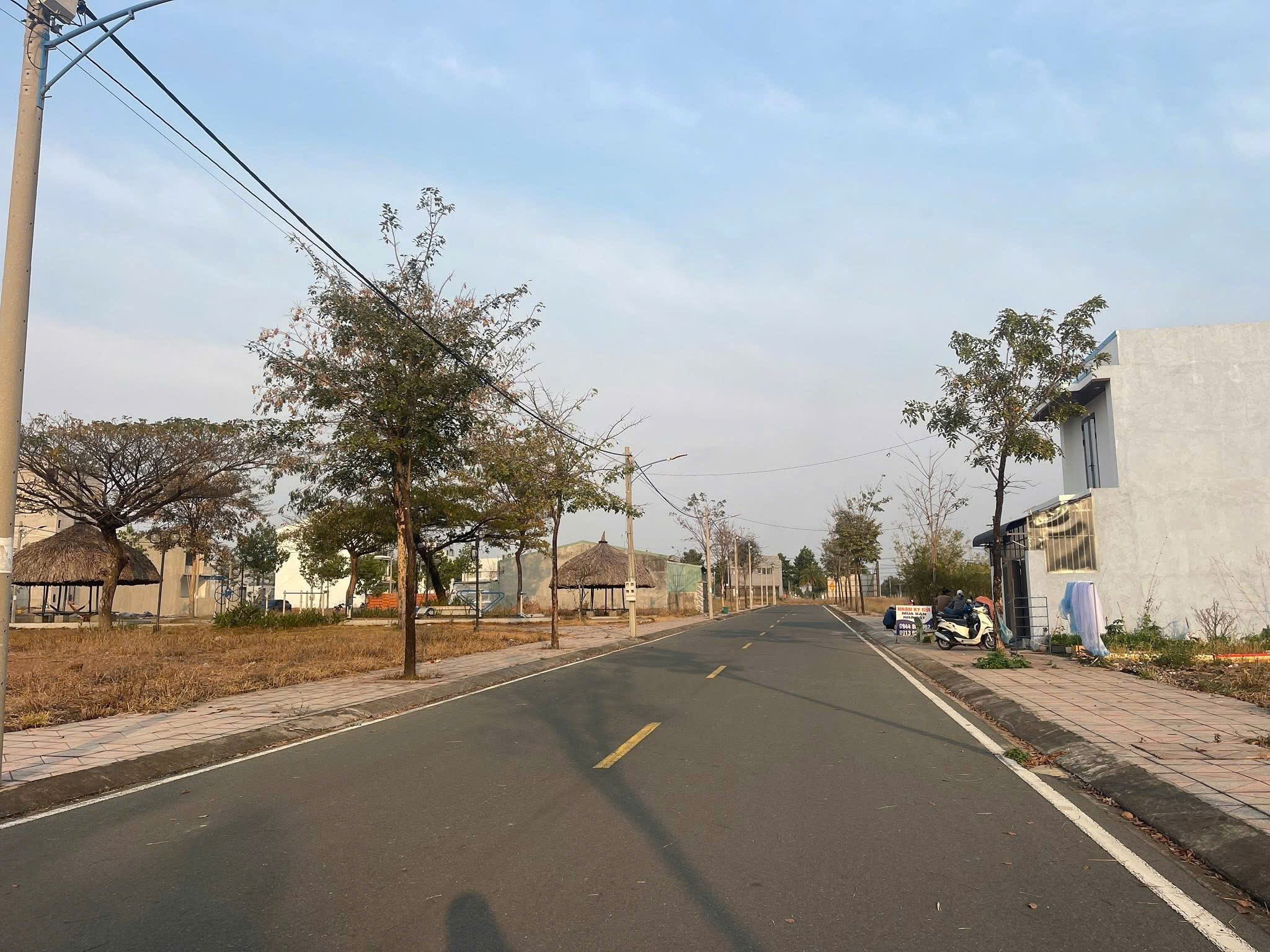 Đầu tư ngay trung tâm thành phố Đồng Nai!!! Chỉ hơn 10tr/m2_Sổ sẵn_Lời ngay 200tr!!! 2