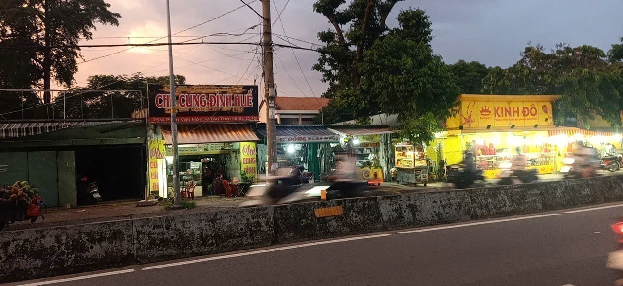SIÊU PHẨM MẶT TIỀN PHAN VĂN HỚN – QUỸ ĐẤT LỚN HIẾM – NGANG 15M – KD ĐỈNH CAO 2