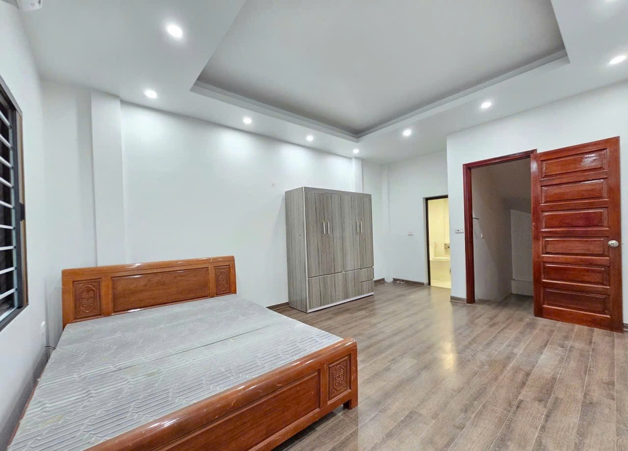 THẠCH BÀN – NHÀ ĐẸP – FULL NỘI THẤT – 5 TẦNG 3