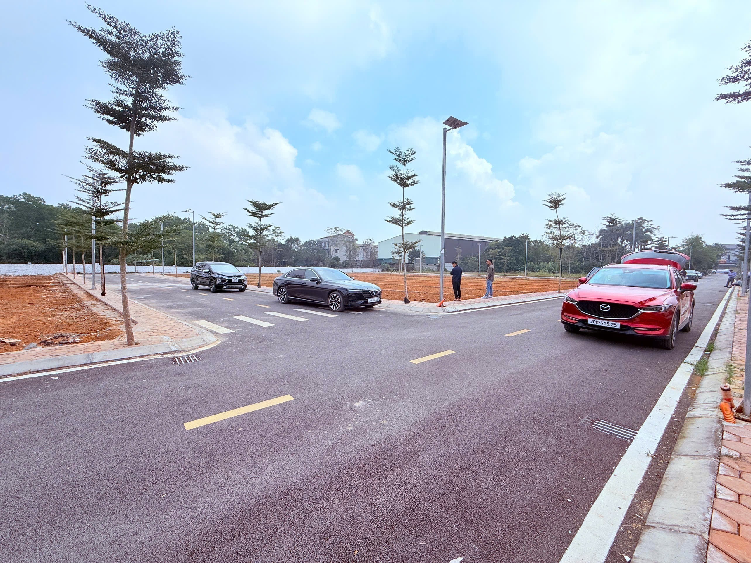 DÀNH CHO NHÀ  ĐẦU TƯ Ở KHU CÔNG NGHỆ CAO HOÀ LẠC, GIÁ F0. 4