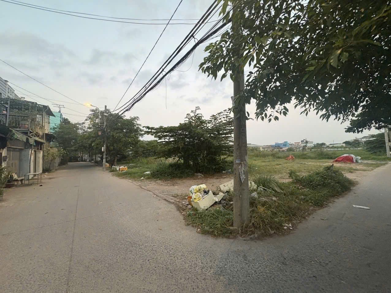 ĐẤT 3 MẶT TIỀN 1.300M² – KDC HOÀNG HẢI HÓC MÔN – GIÁ 17 TỶ 3