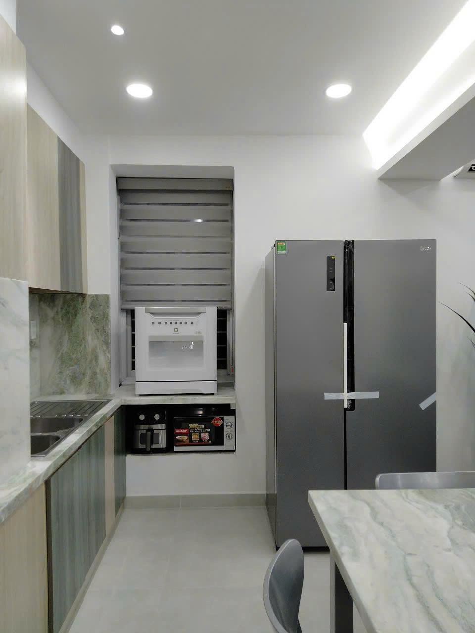 Cho thuê Căn hộ chung cư Quận 7, Hồ Chí Minh, Diện tích 280m², Giá Thương lượng 8