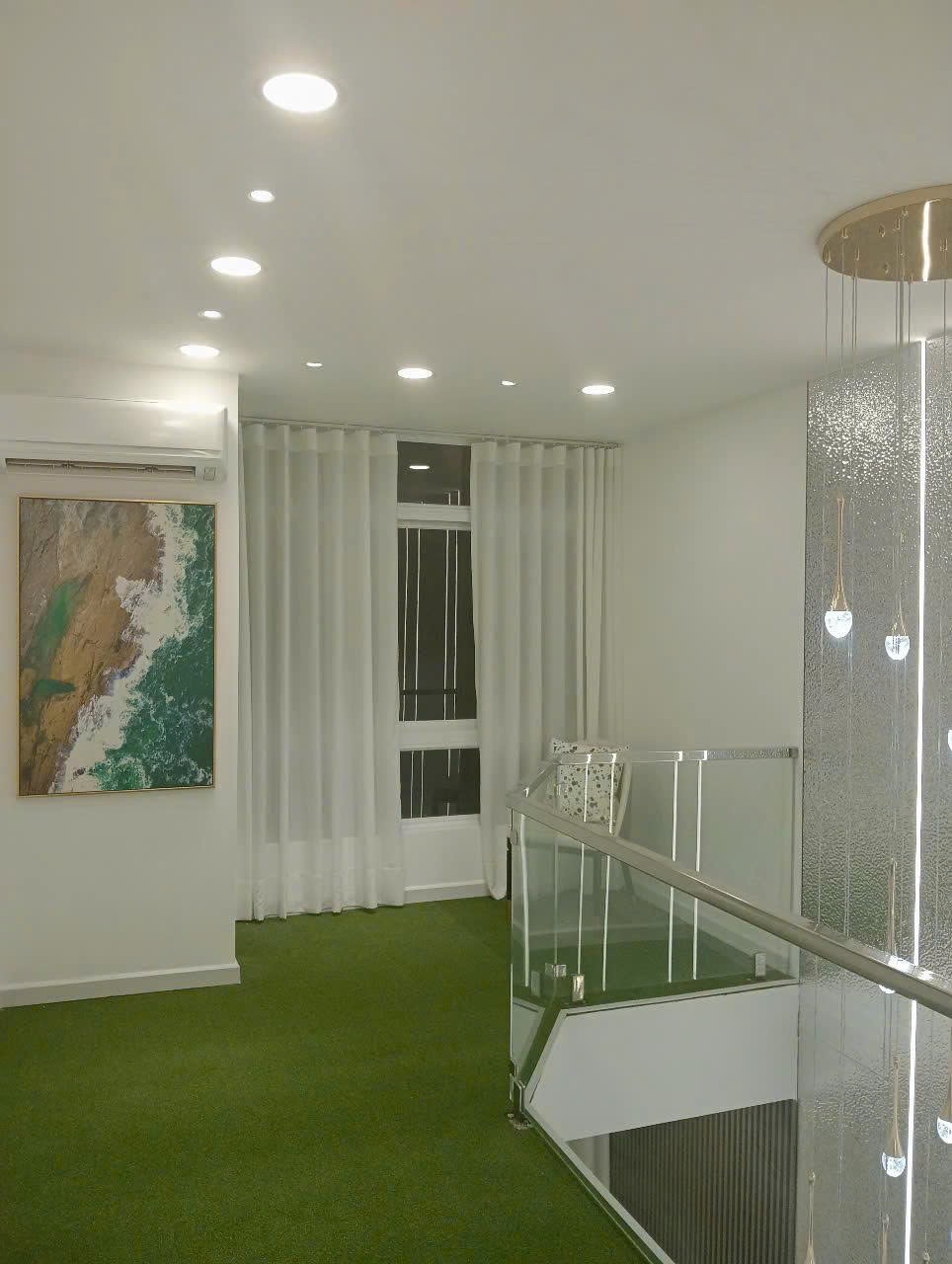 Cho thuê Căn hộ chung cư Quận 7, Hồ Chí Minh, Diện tích 280m², Giá Thương lượng 3