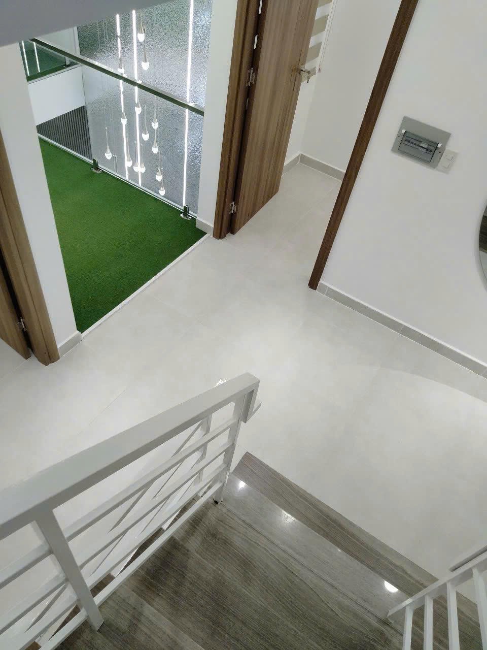 Cho thuê Căn hộ chung cư Quận 7, Hồ Chí Minh, Diện tích 280m², Giá Thương lượng 24