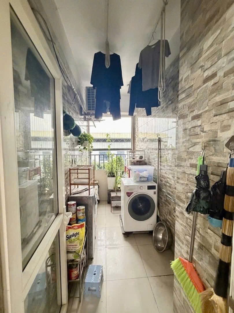 Chính Chủ Gửi Bán Căn 2pn 2wc View Thoáng, ngay cạnh Hồ Thanh Hà 4