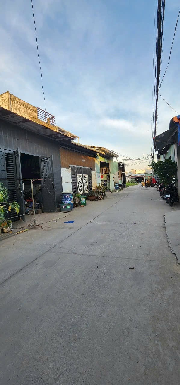 Bán nhà hẻm đường beton oto xã Vĩnh Lộc B, Bình Chánh dt 210m2 full thổ giá 8,3 tỷ 6