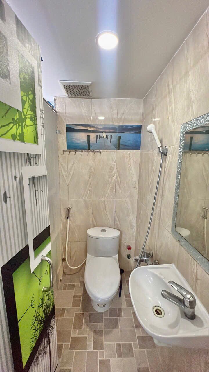 Bán căn hộ dịch vụ thu nhập ổn định Bình Hưng Hòa , Bình Tân dt 60m2 4 lầu, 8pn,8wc giá 6,3 tỷ 3