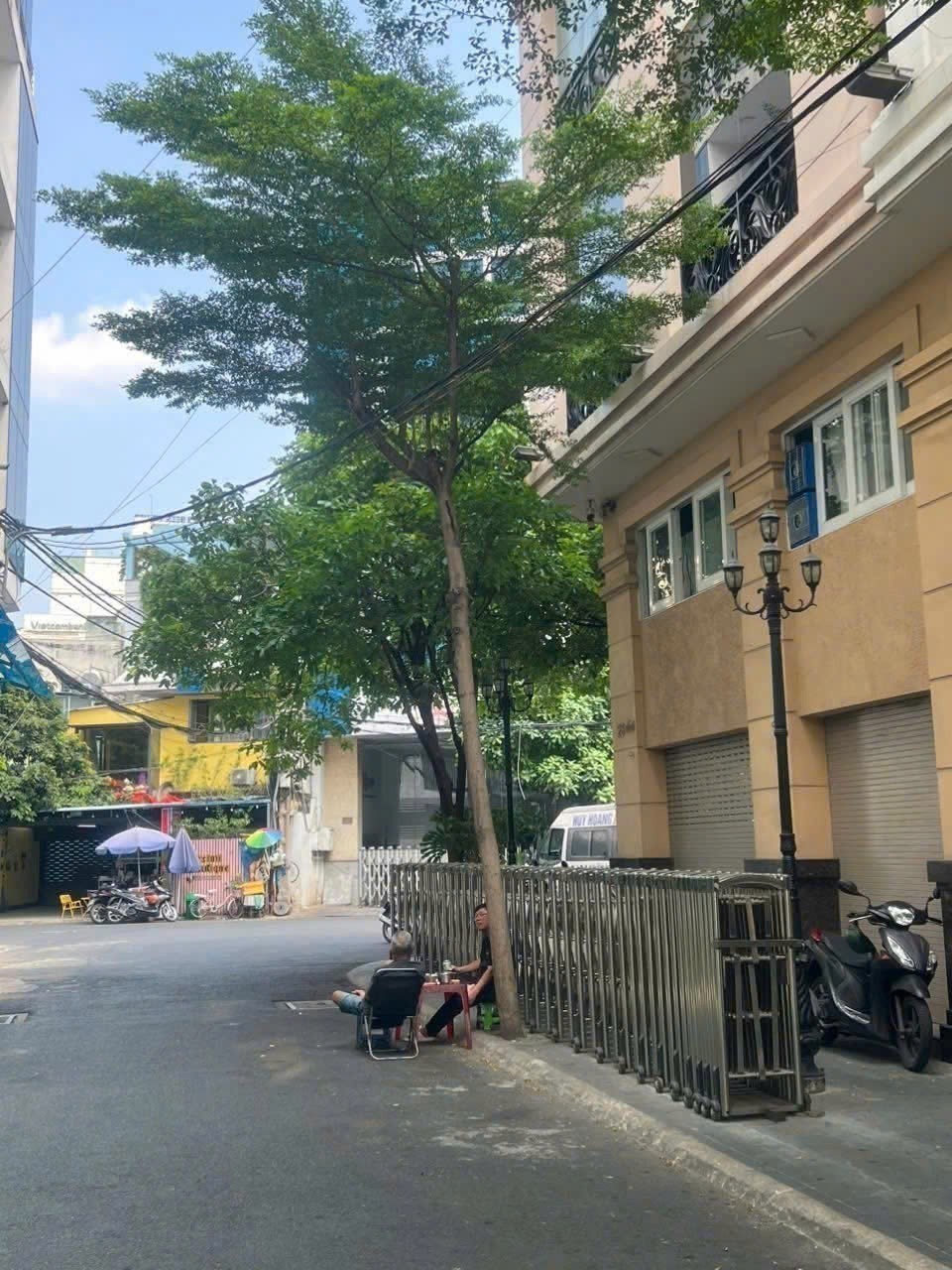 Cho thuê Văn phòng Phường 2, Tân Bình, Diện tích 156m², Giá 100 Triệu/tháng