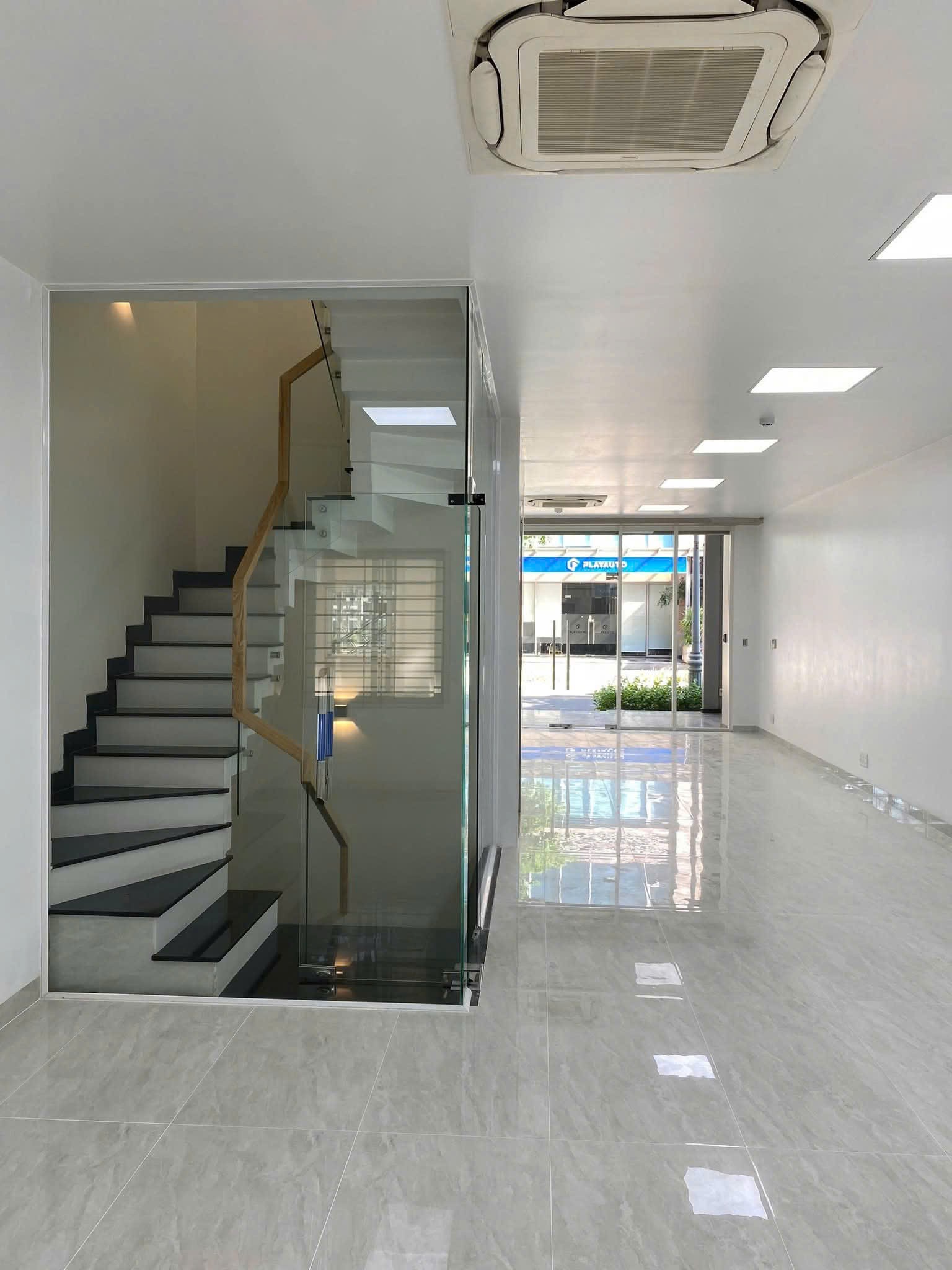Cho thuê Nhà mặt tiền Phường Thủ Thiêm, Quận 2, Diện tích 114m², Giá 75 Triệu/tháng 3