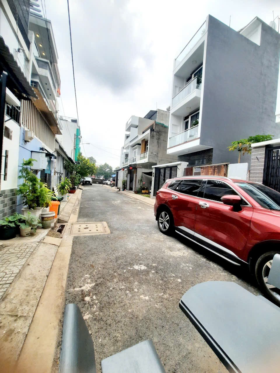 Bán nhà khu dân trí cao an ninh tốt đường số 6 linh xuân thủ đức tphcm LH0909428959. 6