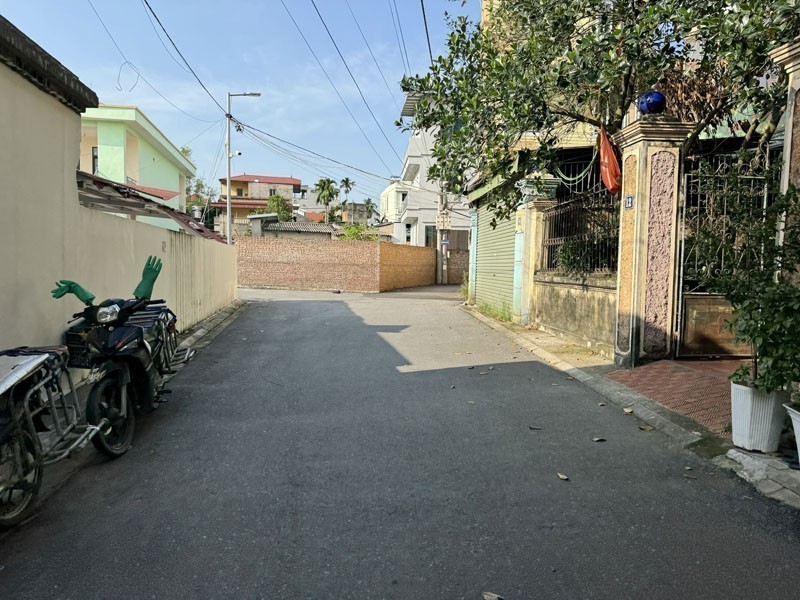 KHOAN TẾ - ĐẤT ĐẸP XÂY BIỆT THỰ: 120m2 Nở Hậu, Đông Nam, Sát Ecopark 2