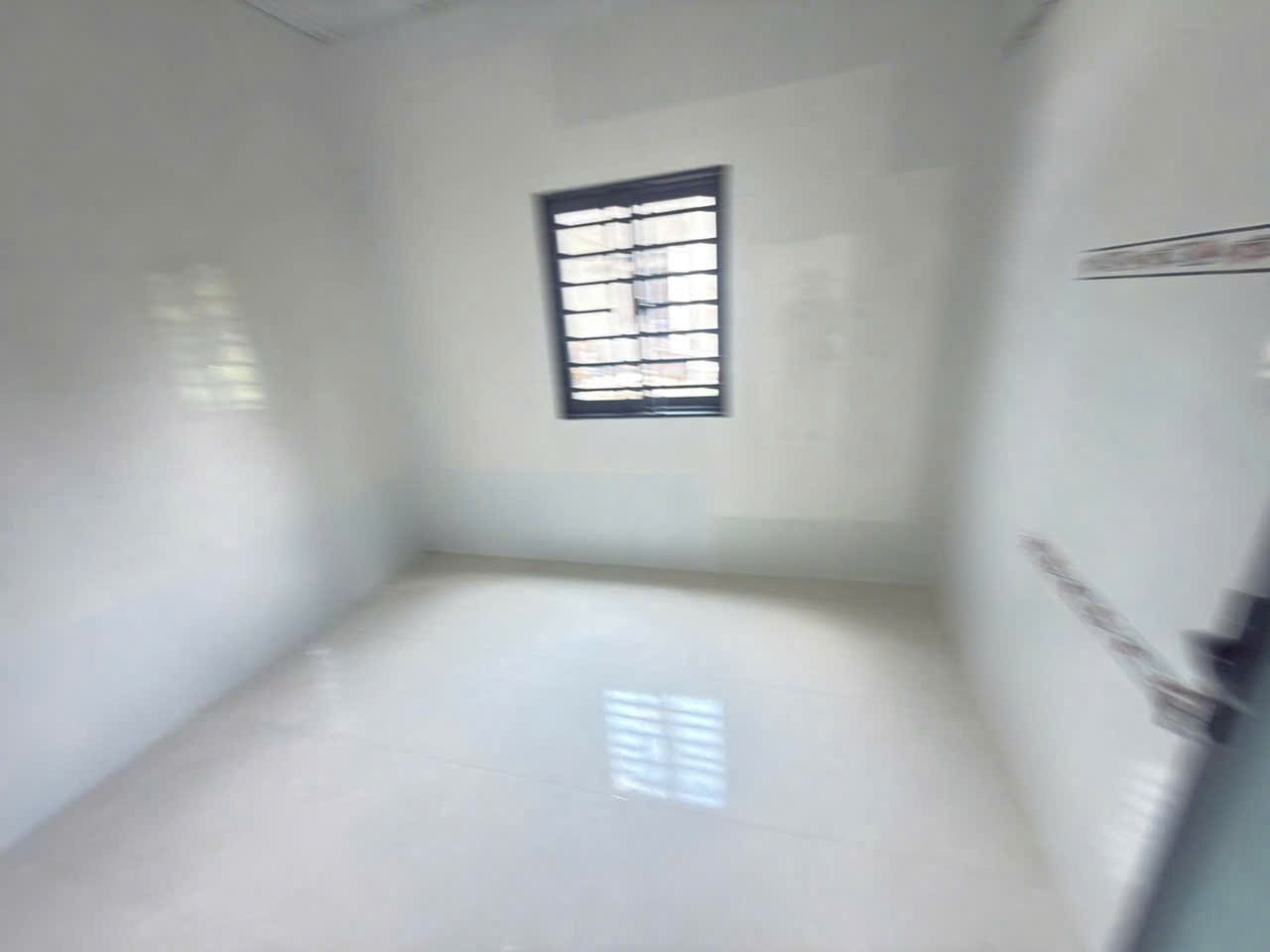 Bán nhà sân vườn hậu giáp sông xã Bình Trinh Đông, Tân Trụ tdt 1000m2 full thổ giá 3,9 tỷ 2