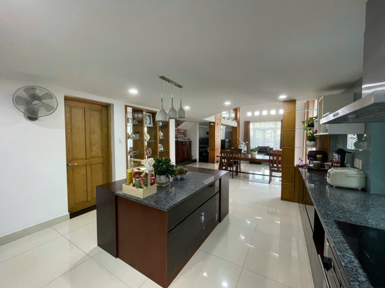 Cho thuê Biệt thự Phường Phước Long B, Quận 9, Diện tích 200m², Giá 35 Triệu/tháng 9