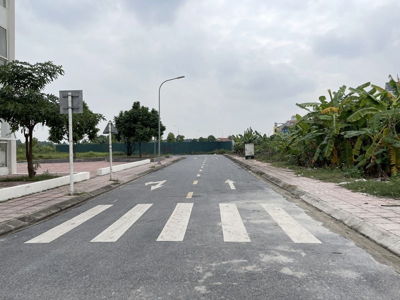 Đất Vàng Cự Khối: 71,5m2 - Đối diện Công viên, Hạ tầng 13m - Tiềm năng tăng giá vượt trội 5