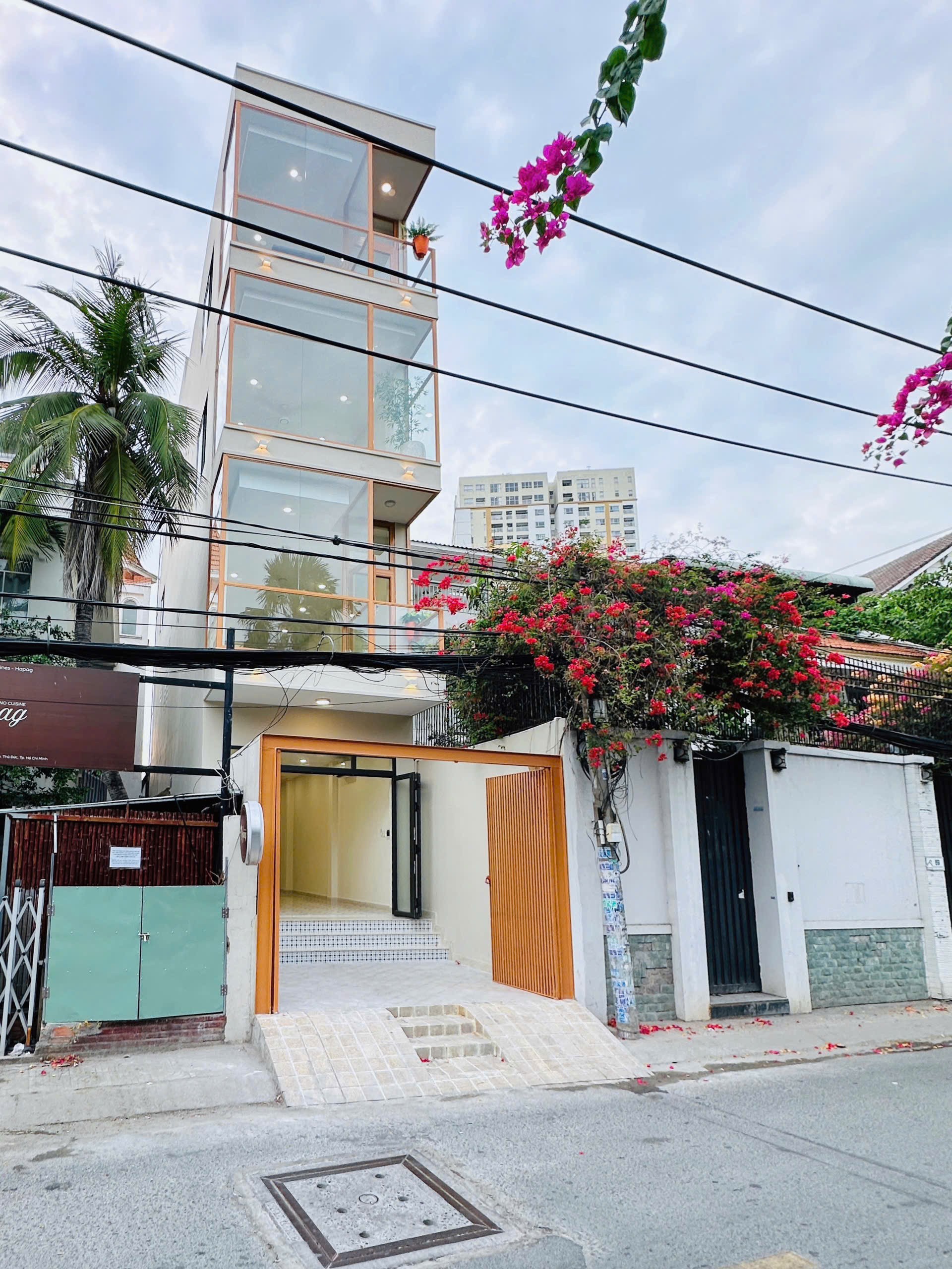 Cần bán Nhà mặt tiền Phường Thảo Điền, Quận 2, Diện tích 200m², Giá 22 Tỷ 11