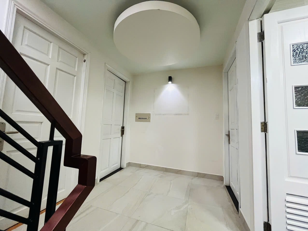 Cần bán Nhà mặt tiền Quận 9, Hồ Chí Minh, Diện tích 240m², Giá 18 Tỷ 2