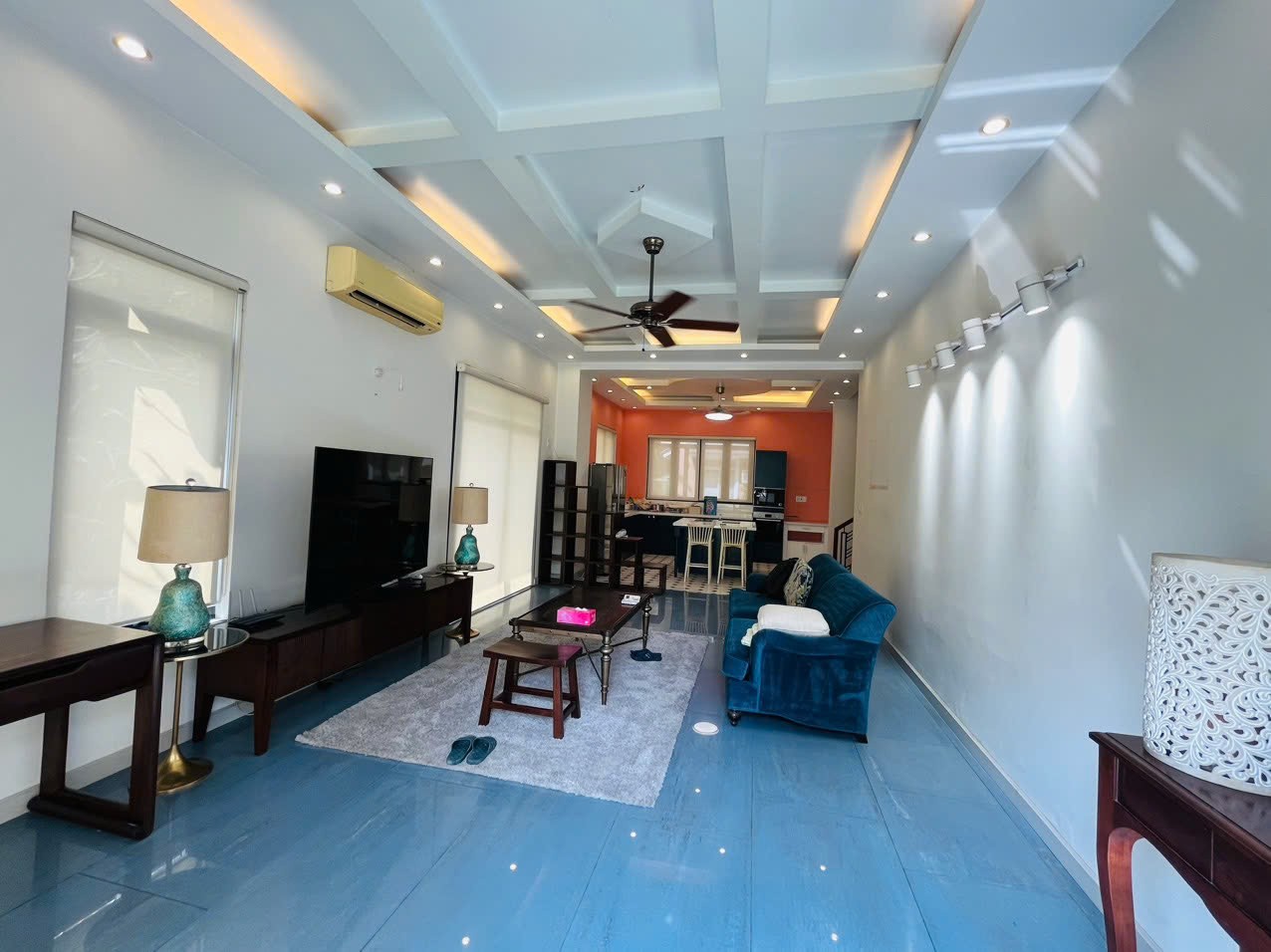 Cần bán Nhà mặt tiền Quận 9, Hồ Chí Minh, Diện tích 240m², Giá 18 Tỷ 15