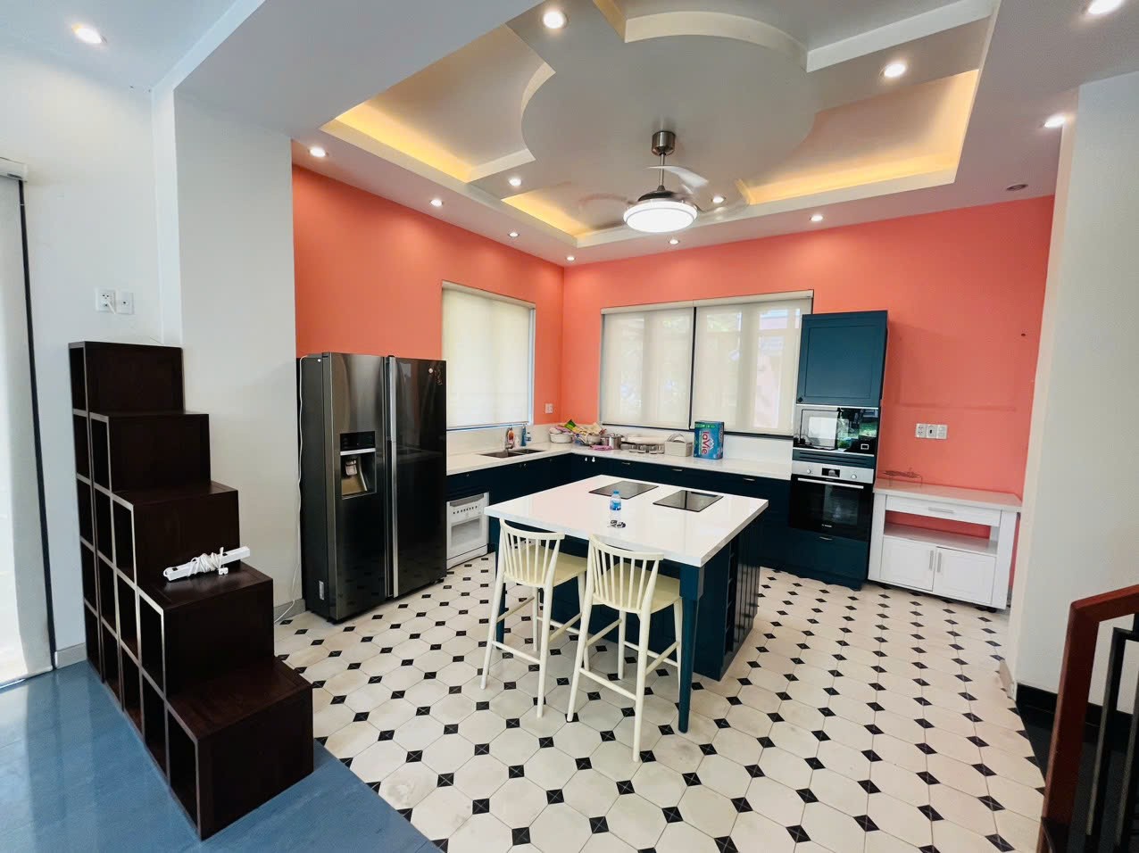 Cần bán Nhà mặt tiền Quận 9, Hồ Chí Minh, Diện tích 240m², Giá 18 Tỷ 6