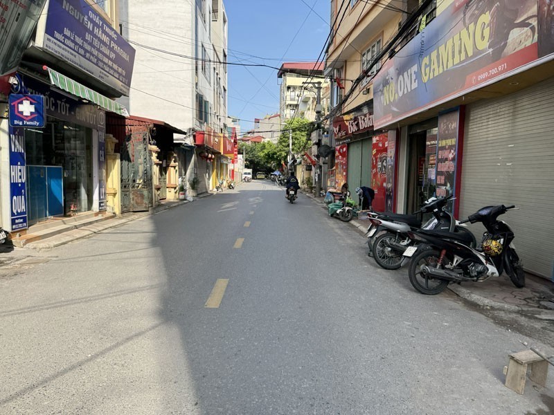 Bán nhà mặt Phố An Đào A: 47,6m2 nhà 5 tầng 1 lửng, thiết kế kinh doanh, đường siêu đông 3