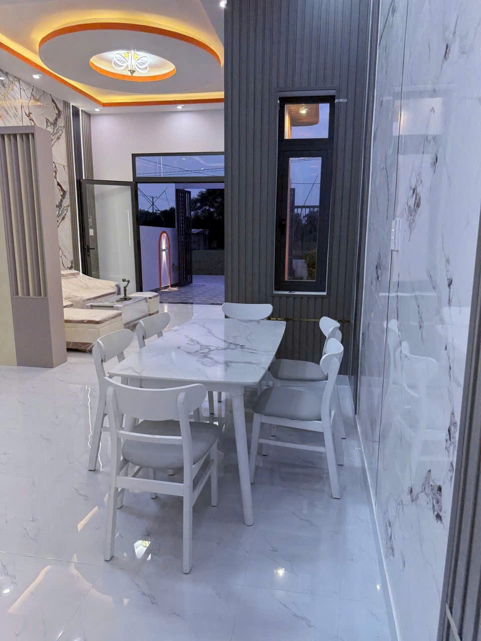 Bán 2 nhà cấp 4 mới xây đường oto beton xã Long Khê dt 150m2 3pn,4wc ,hoàn công giá 1,98 tỷ 1 căn 12