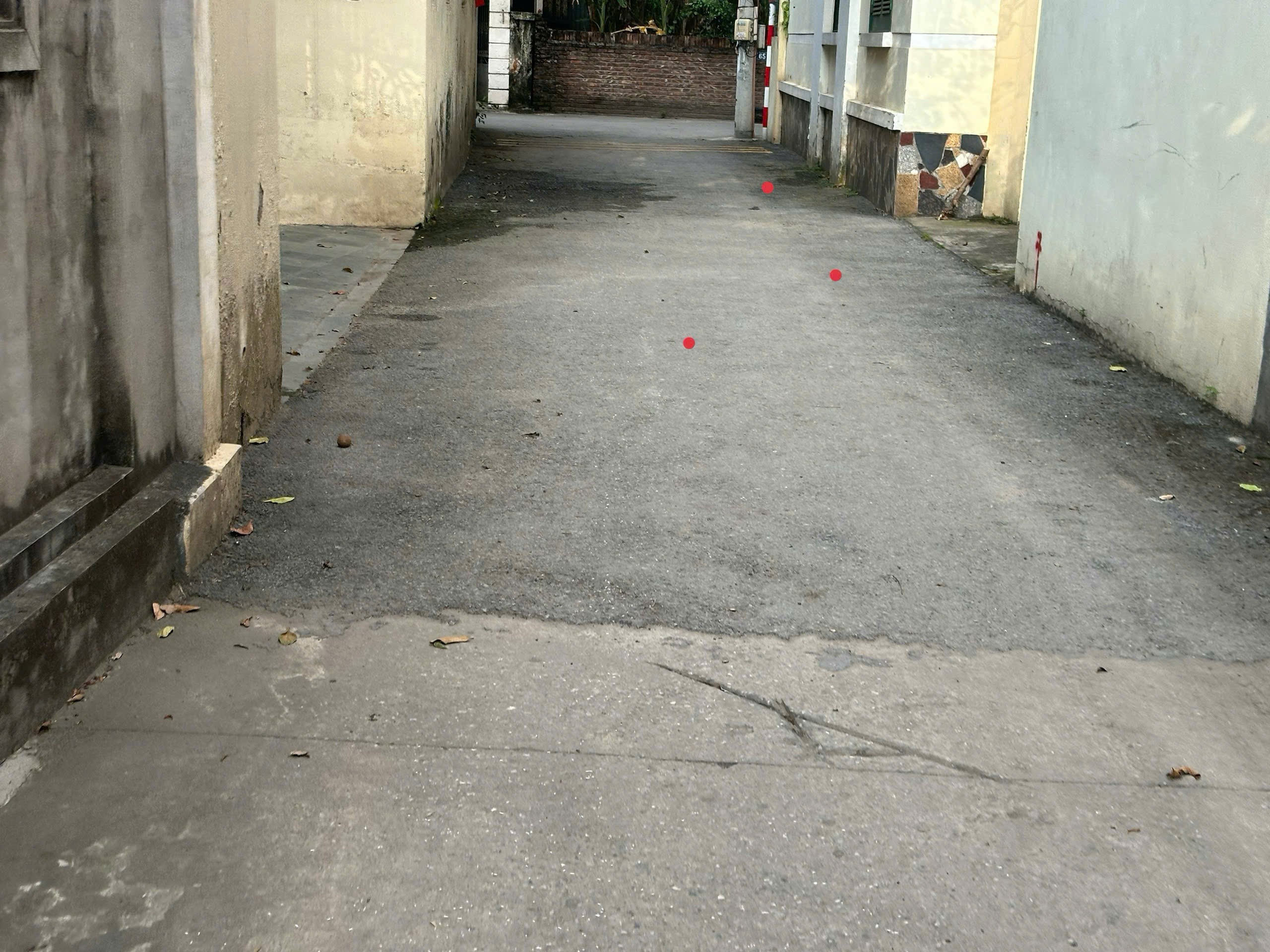 BÁN ĐẤT DƯƠNG QUANG GIA LÂM DT 45M2 GẦN TRƯỜNG HỌC CÁC CẤP HÀNG XÓM THÂN THIỆN Ở SƯỚNG NHỈNH 2 TỶ 2