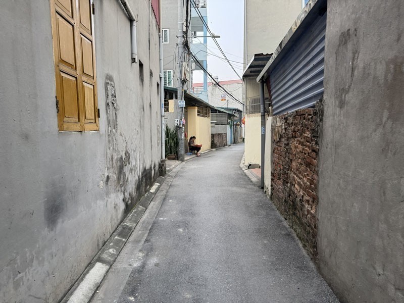 Cần bán lô góc 40m2 đất Làng Vàng, Gia Lâm. Khổ đất đẹp, dân cư đông đúc, tiện ích đầy đủ 5