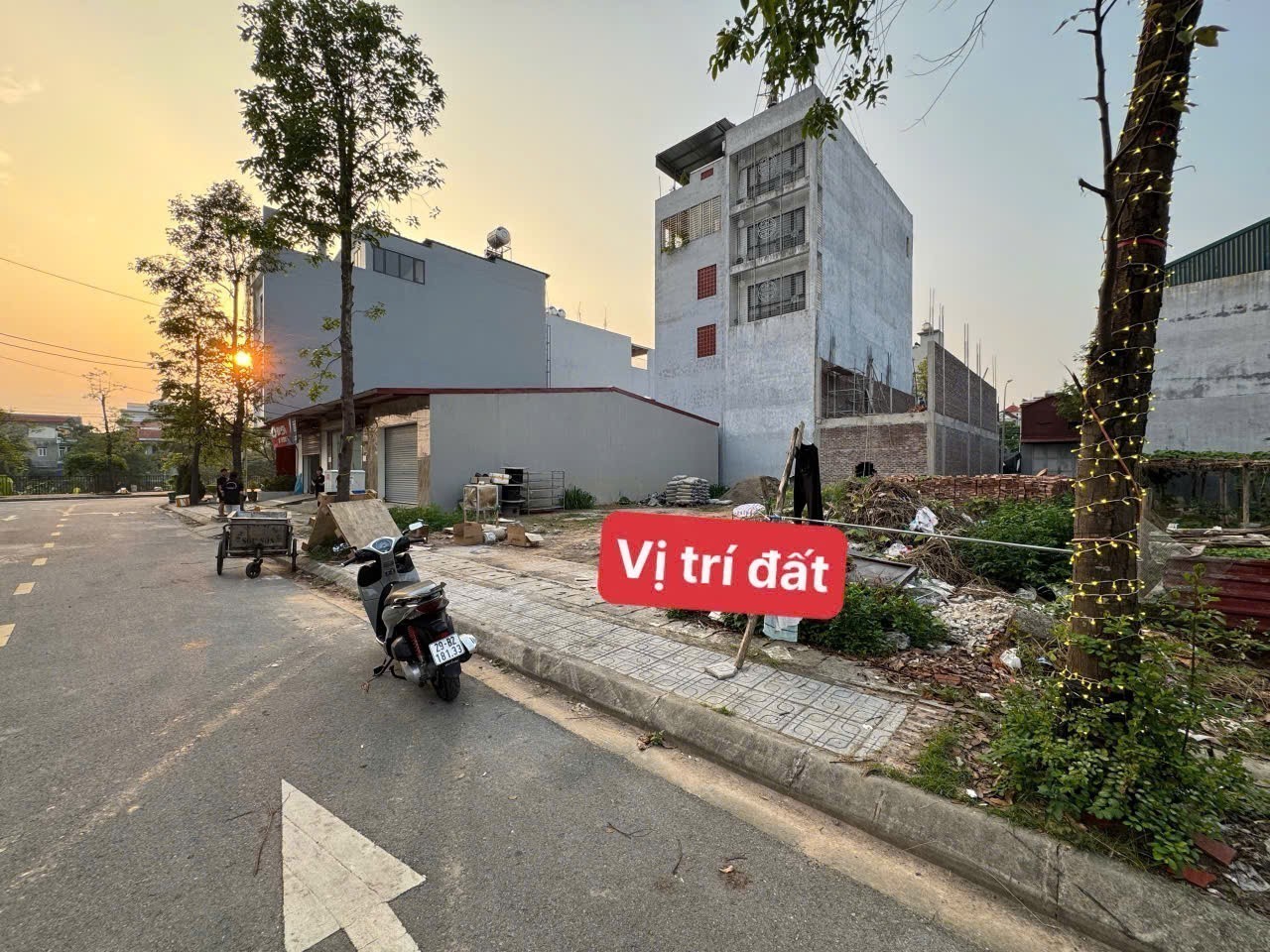 VỊ TRÍ KIM CƯƠNG TẠI ĐẤT THỊ TRẤN TỔ 1 -TẠI SÓC SƠN HÀ NỘI -DT 90 M FUN THỔ CƯ 2