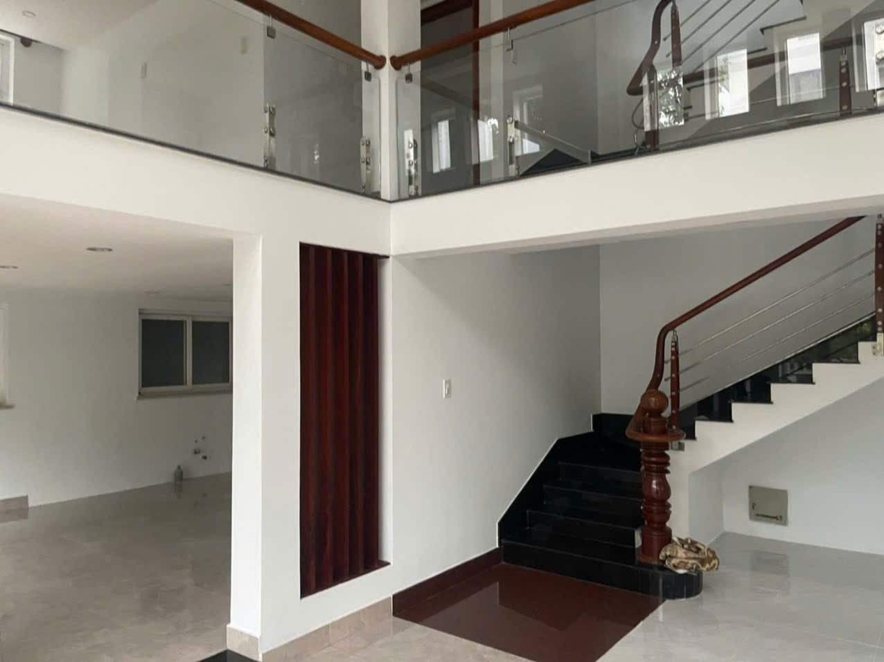Cho thuê Nhà mặt tiền Phường Phước Long B, Quận 9, Diện tích 235m², Giá 35 Triệu/tháng 2