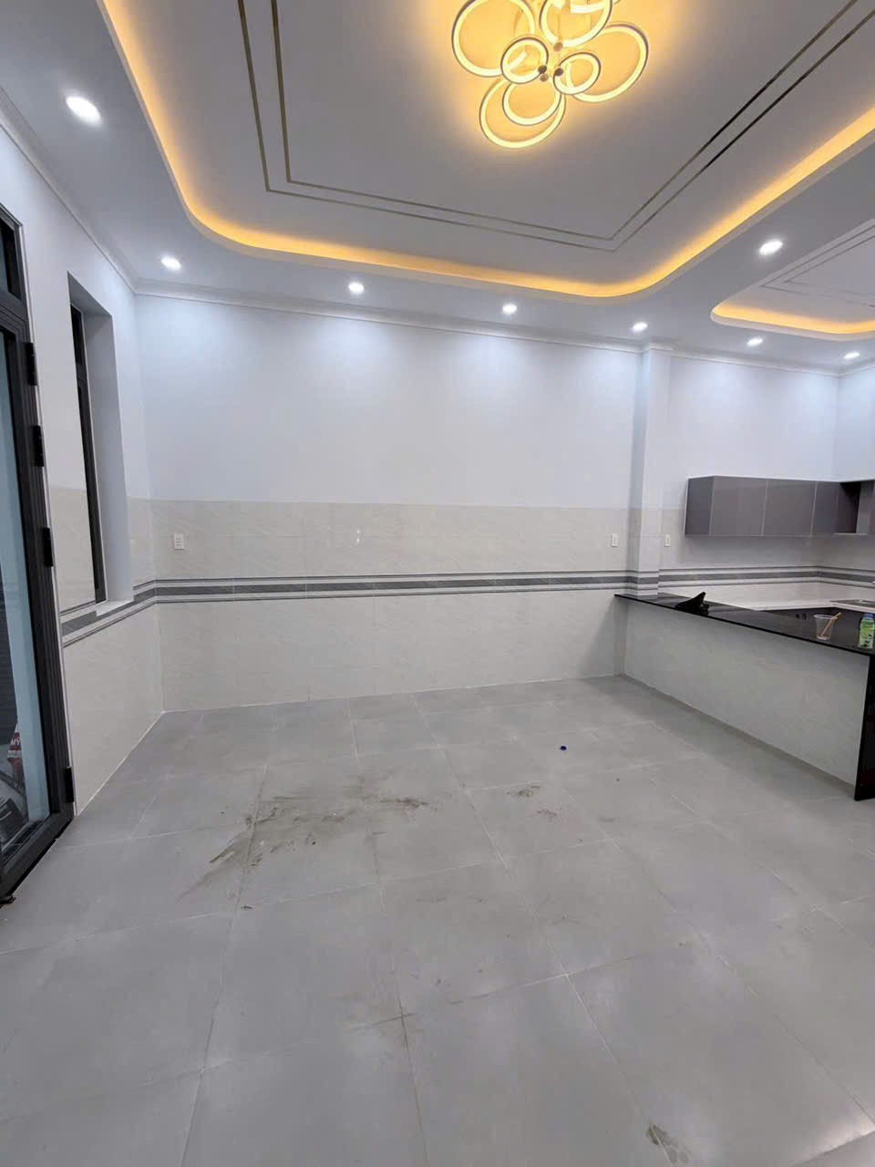 Bán nhà đẹp giá mềm đường oto beton xã Mỹ Yên dt 90m2, có 2pn,2wc giá 1,7 tỷ 1 căn 3