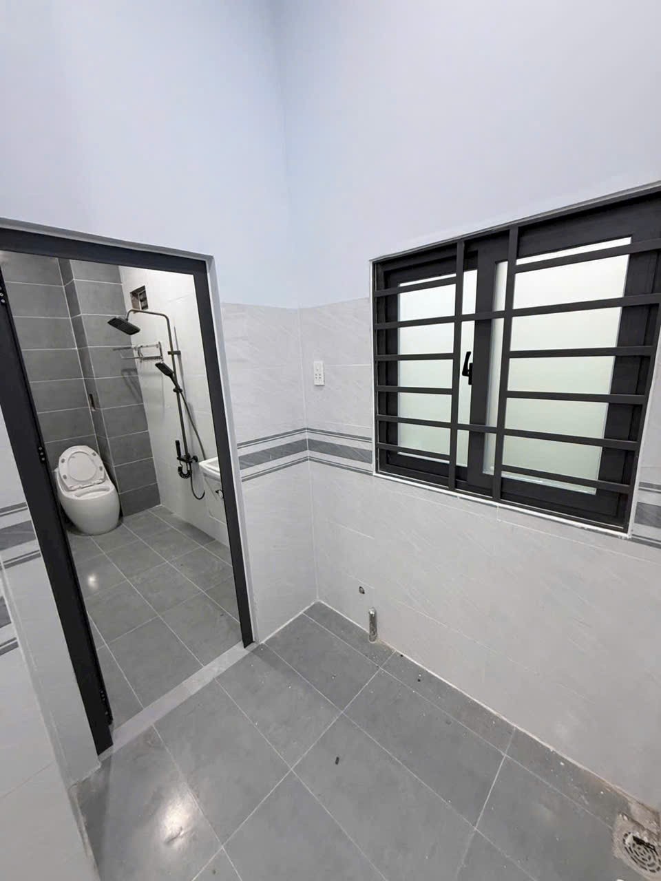 Bán nhà đẹp giá mềm đường oto beton xã Mỹ Yên dt 90m2, có 2pn,2wc giá 1,7 tỷ 1 căn 7