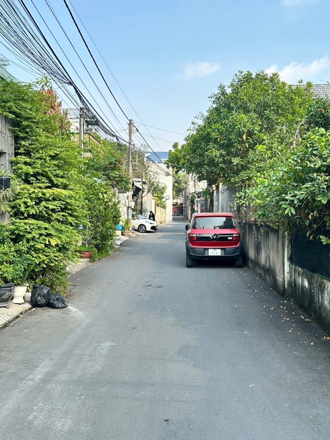 Bấn đất 1 sẹc Nguyễn Văn Tiên ngang 6x22m sỏ hồng, thổ cư 4