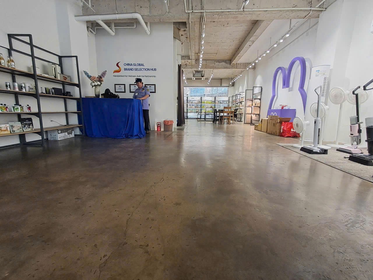 Cho thuê Nhà mặt tiền Quận 2, Hồ Chí Minh, Diện tích 172m², Giá Thương lượng 3