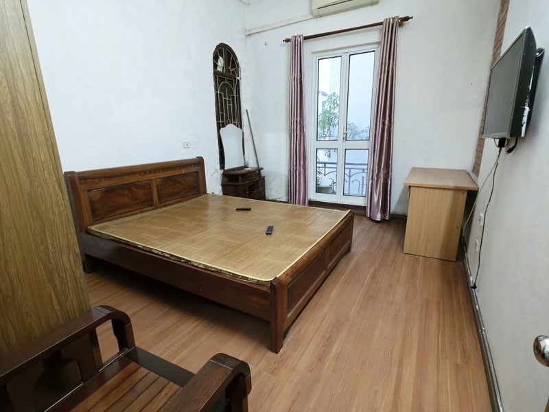 Cần bán nhà 4 tầng 32m2 căn góc 3 mặt thoáng tại ngõ 987 Ngô Gia Tự. Cách đường ô tô 100m 4