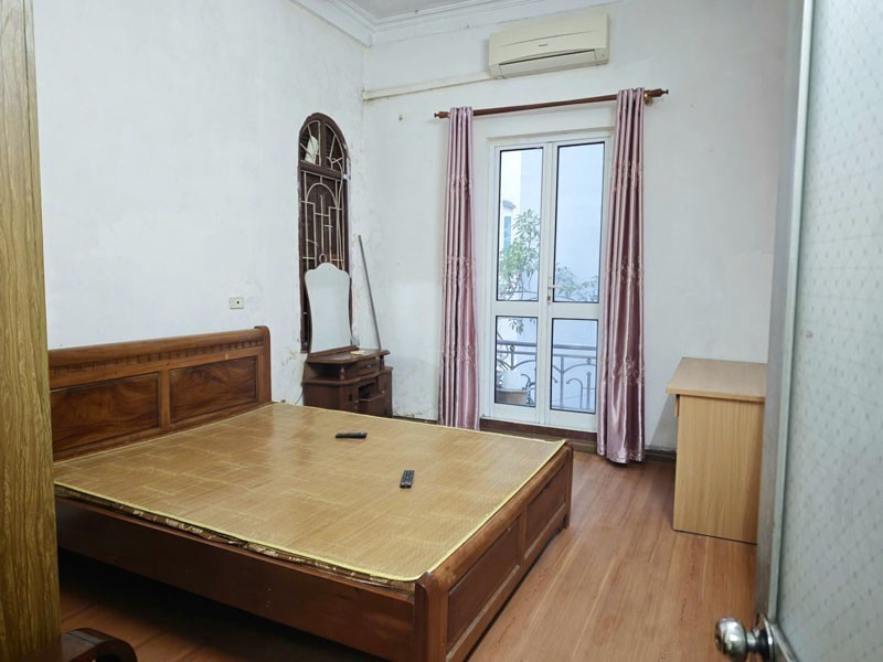 Bán Nhà Ngõ 987 Ngô Gia Tự 32m2 x 4 Tầng, Gần Chợ Thanh Am, Có Thể Lên Thêm Tầng 4