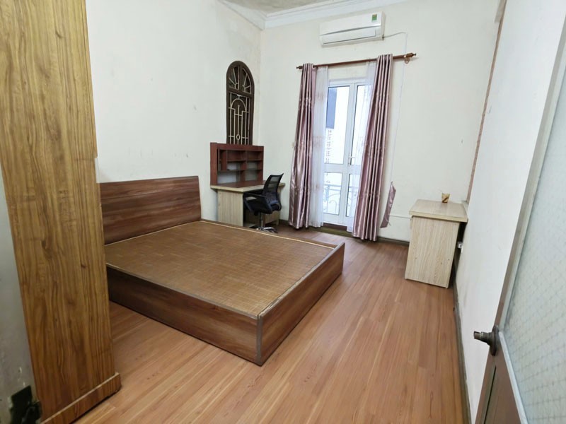 Bán Nhà Ngõ 987 Ngô Gia Tự 32m2 x 4 Tầng, Gần Chợ Thanh Am, Có Thể Lên Thêm Tầng 6