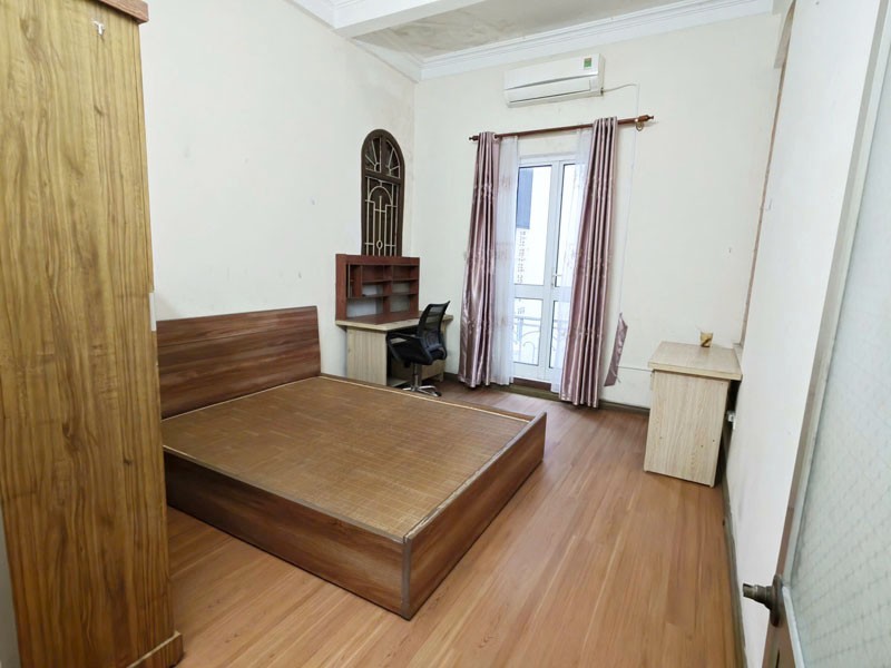 Bán Nhà Ngõ 987 Ngô Gia Tự 32m2 x 4 Tầng, Gần Chợ Thanh Am, Có Thể Lên Thêm Tầng 8