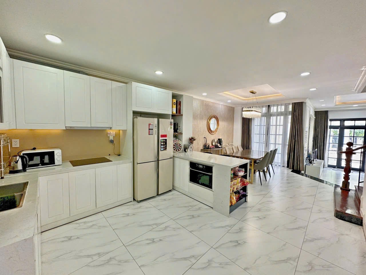 Cho thuê Biệt thự Quận 7, Hồ Chí Minh, Diện tích 200m², Giá 100 Triệu/tháng 6