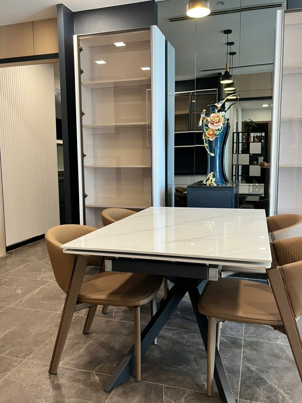 Cần bán Căn hộ chung cư Bình Thạnh, Hồ Chí Minh, Diện tích 100m², Giá 19.3 Tỷ 2