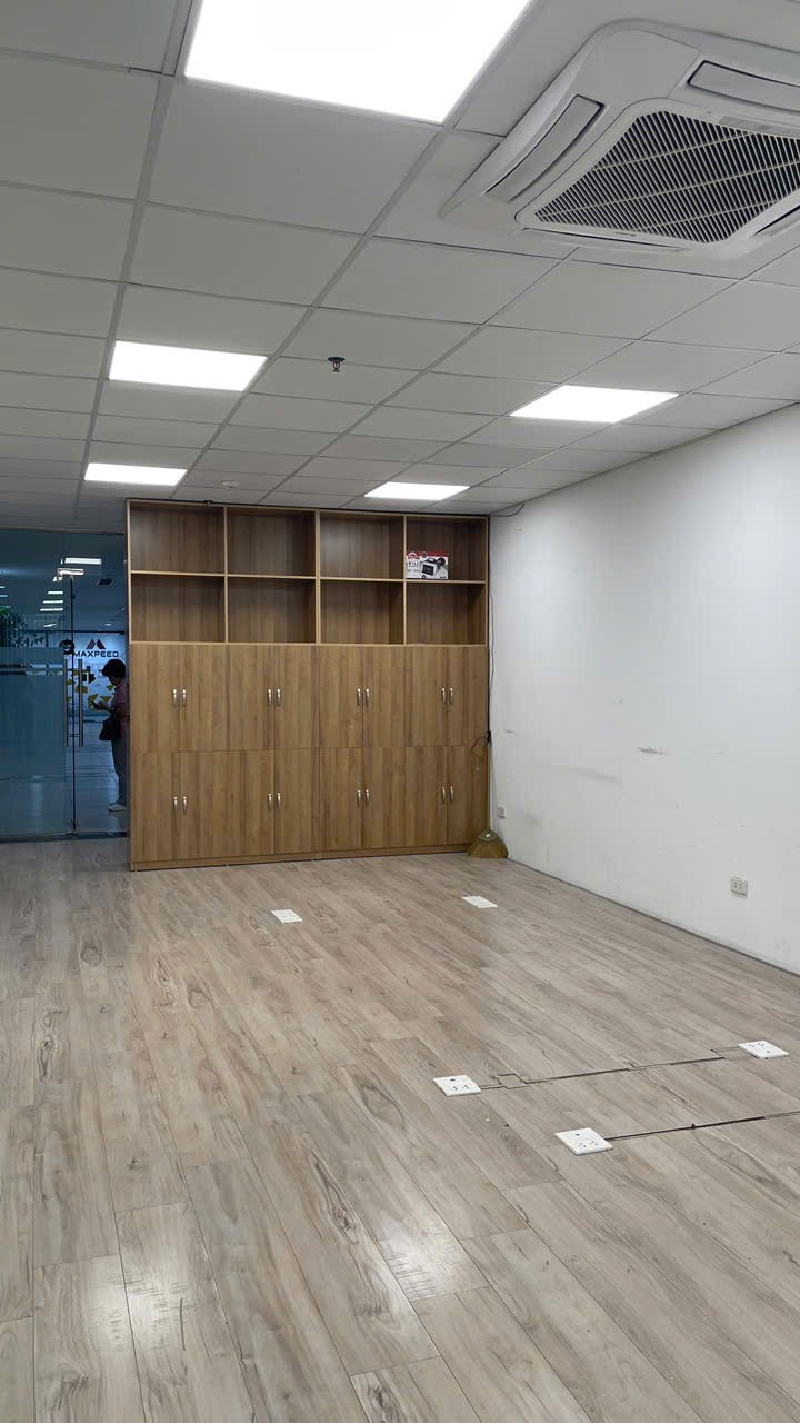 Cho thuê Văn phòng tòa  Han Jardin Ngoại Giao Đoàn, 175m², giá thương lượng 5