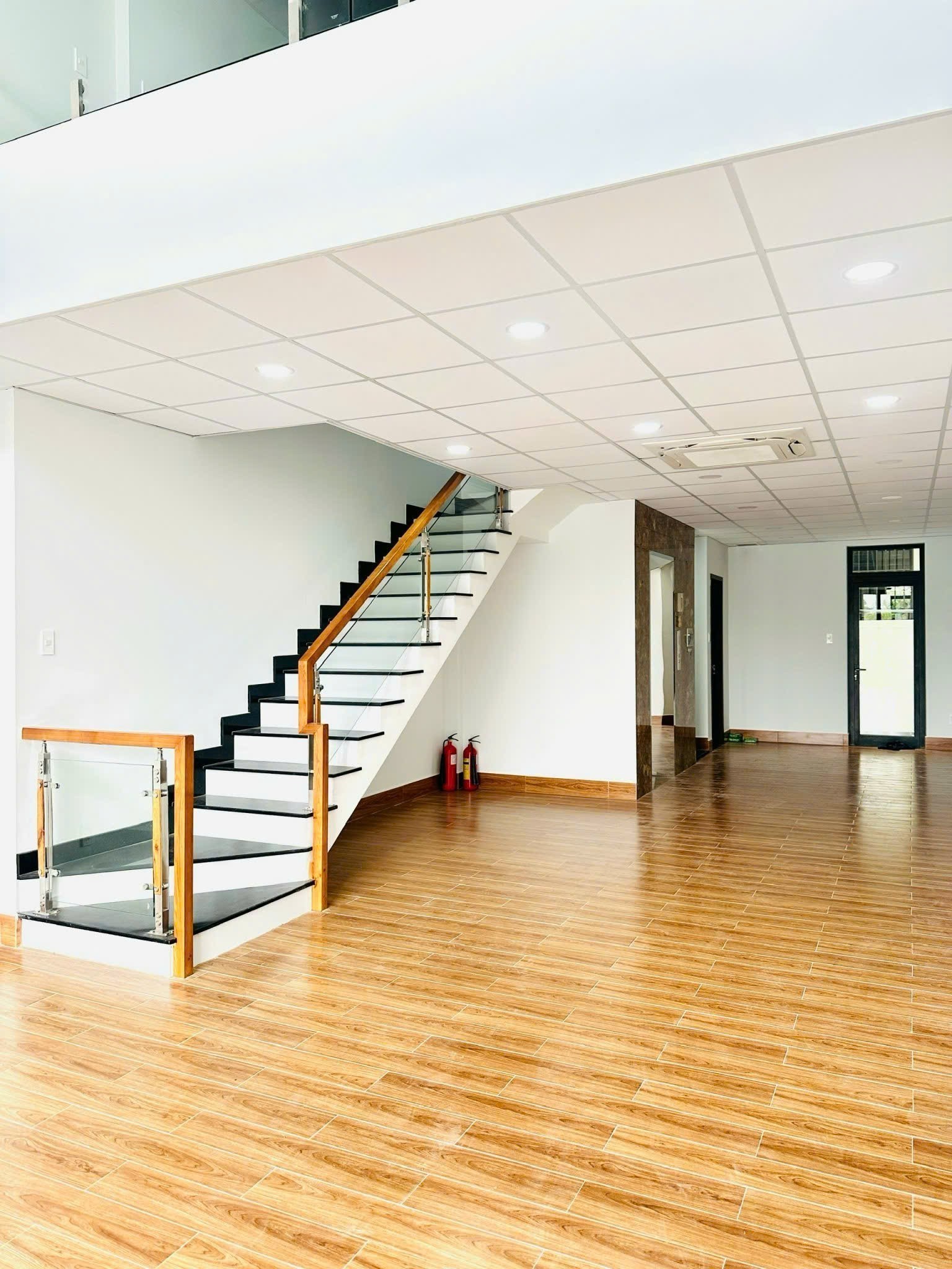 Cho thuê Nhà mặt tiền Phường An Phú, Quận 2, Diện tích 199m², Giá 60 Triệu/tháng 3