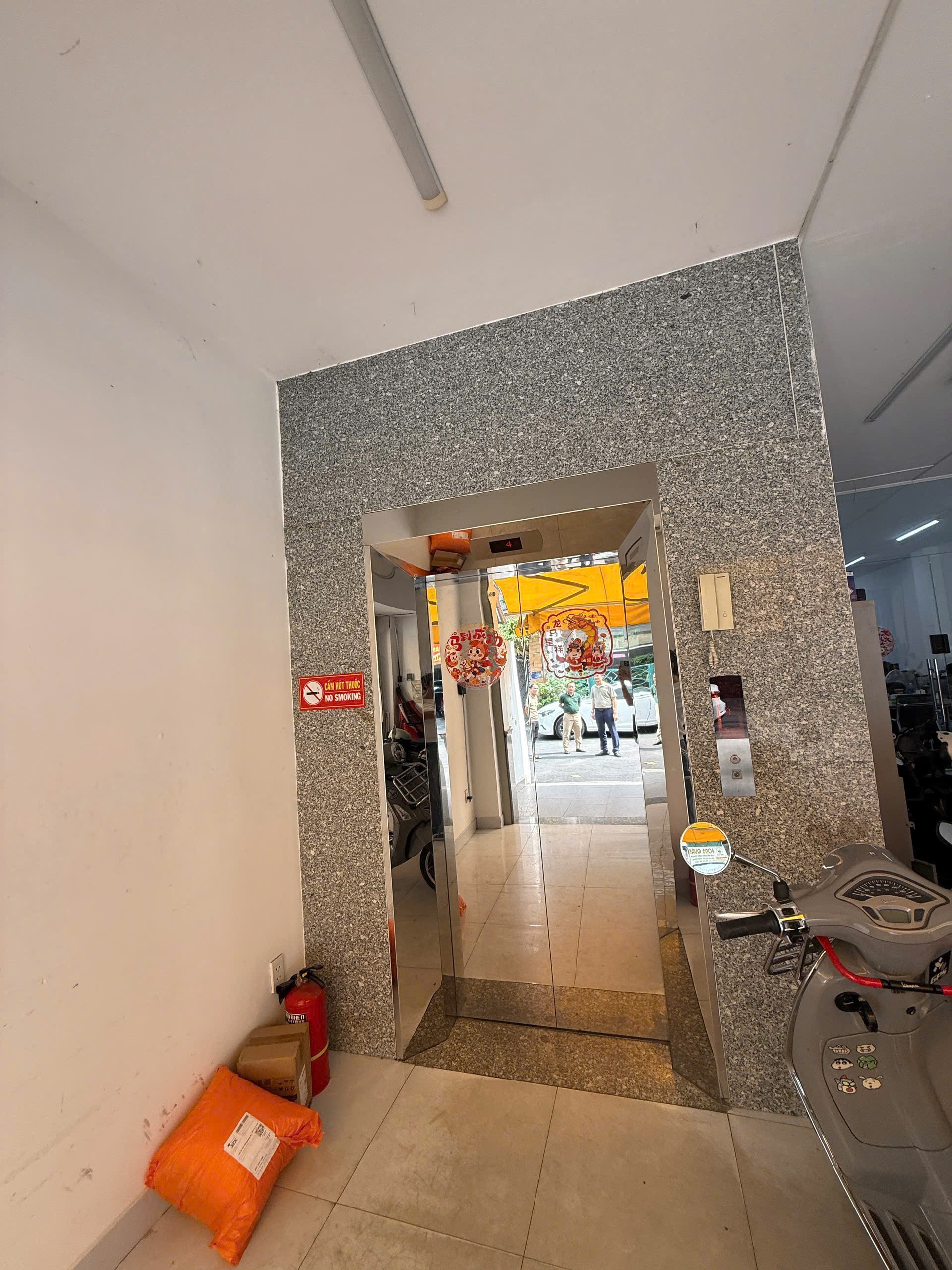 Cho thuê Nhà mặt tiền Phường 25, Bình Thạnh, Diện tích 126m², Giá 100 Triệu/tháng 2