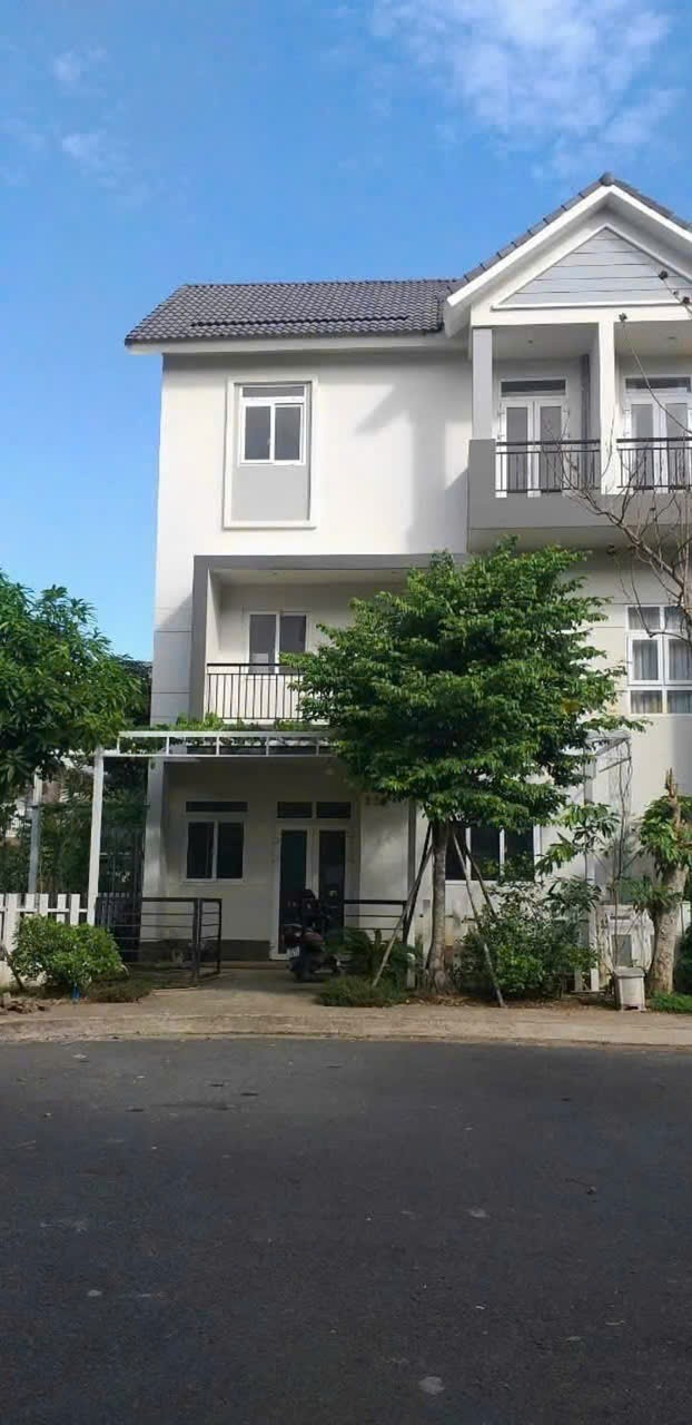 Cần bán Nhà mặt tiền Phường Phú Hữu, Quận 9, Diện tích 111m², Giá 15.3 Tỷ 4