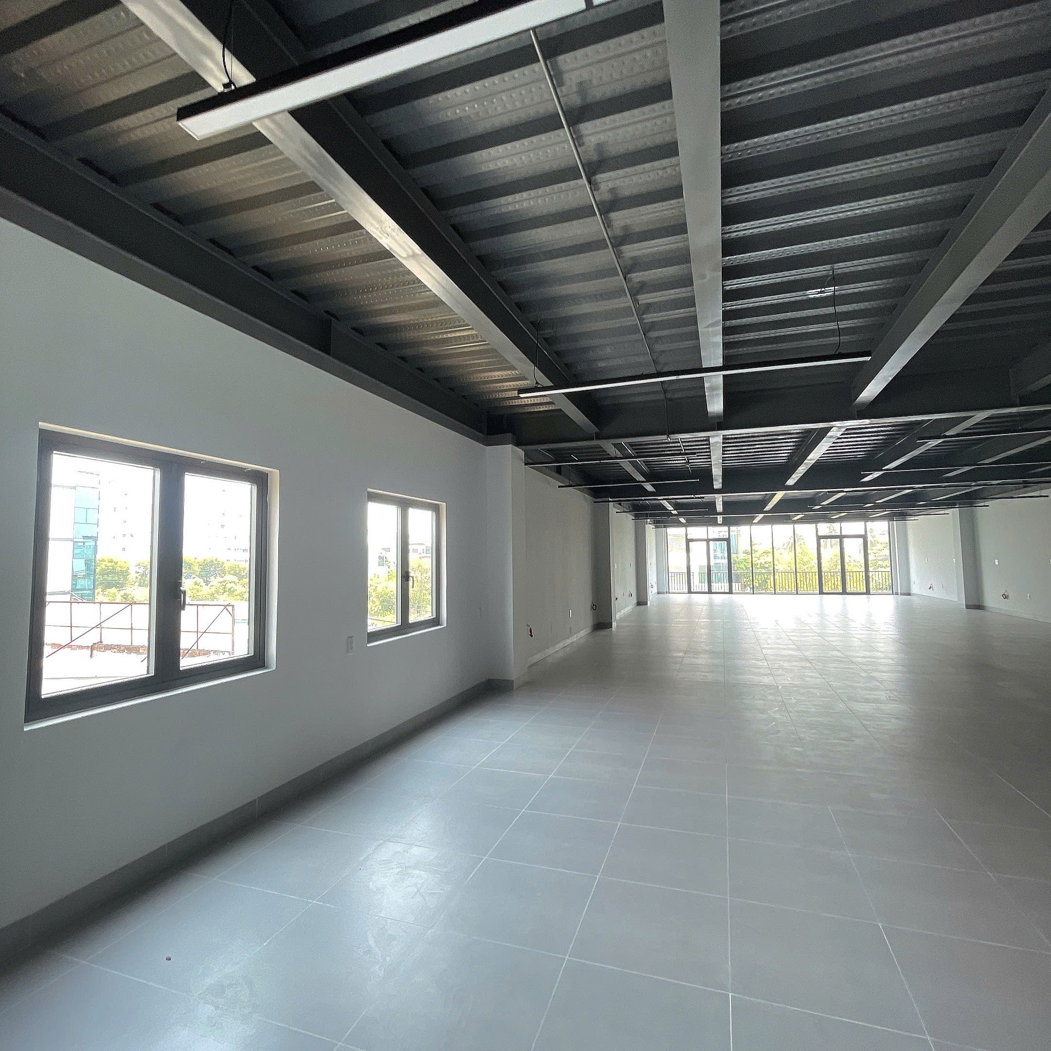 Cho Thuê Văn Phòng Đường Phan Đăng Lưu Hải Châu Đà Nẵng – 220m², Thang Máy, PCCC, Giá 21 Triệu 2