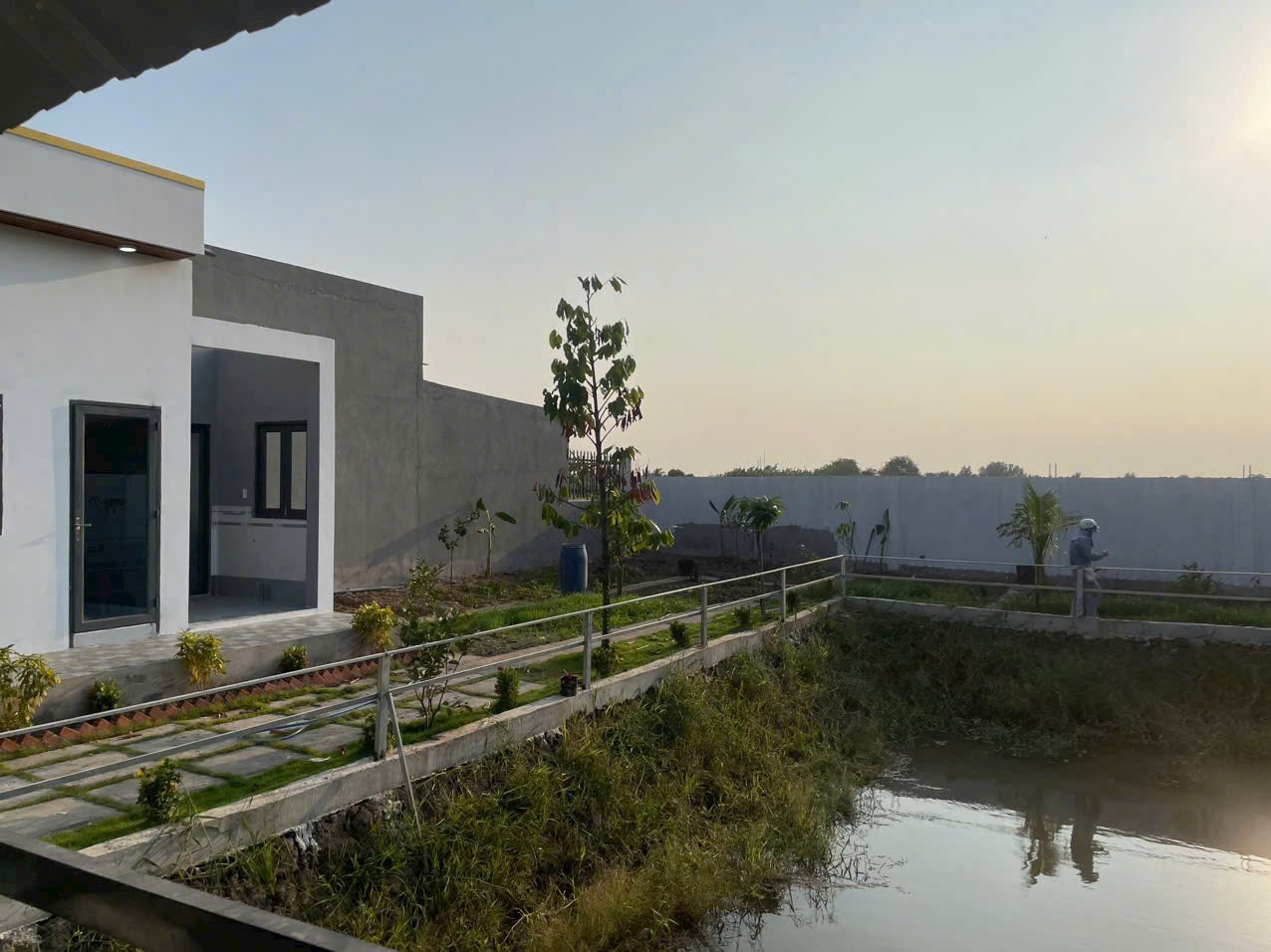 Bán nhà vườn đẹp , đường oto beton xã Phước Vân, Cần Đước tdt 900m2 ( 238m2 thổ) 2pn giá 4 tỷ 13