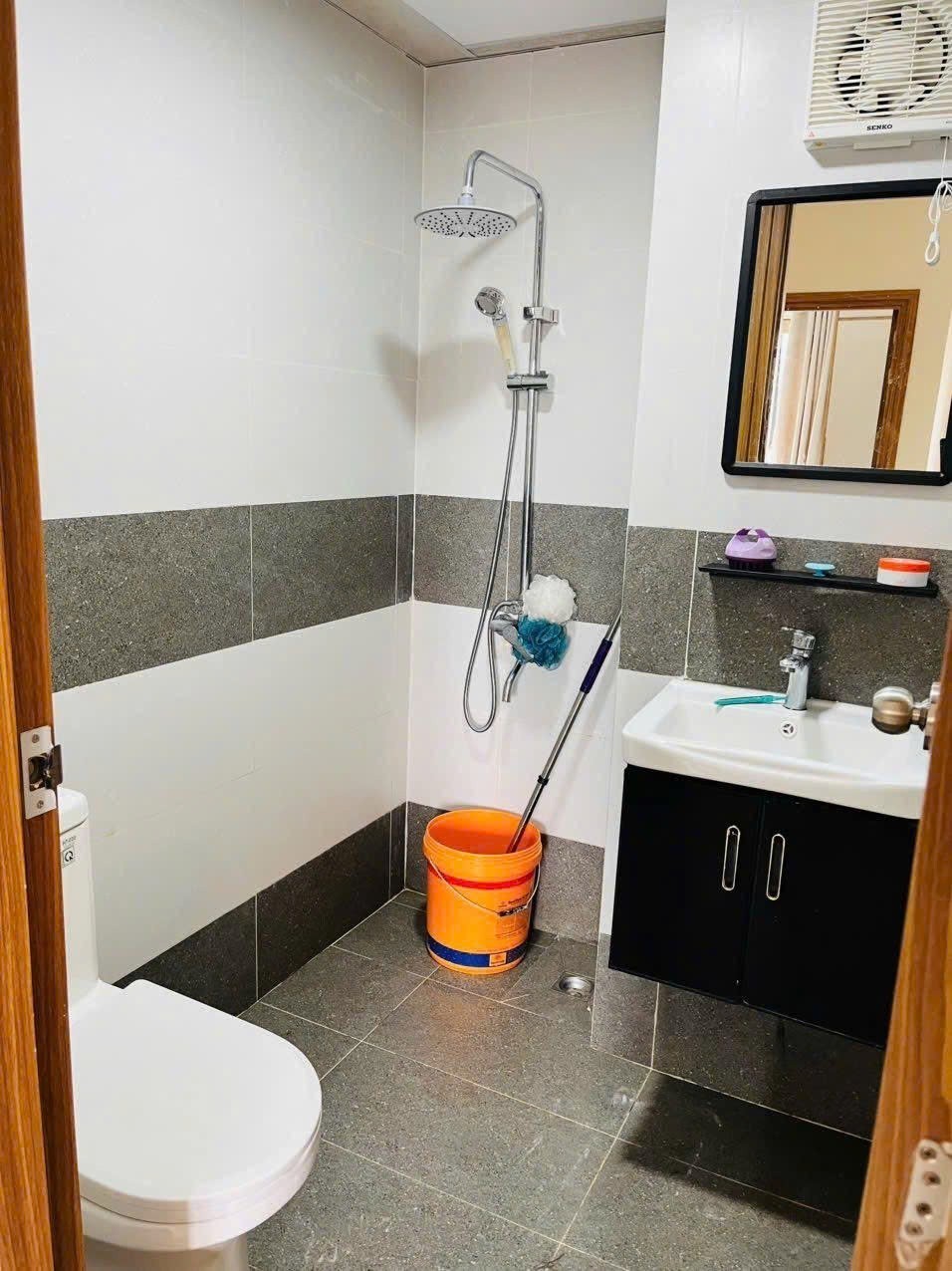 Cho thuê căn hộ mặt tiền Nam Hồ phường 11 Đà Lạt 10 triệu/tháng 3