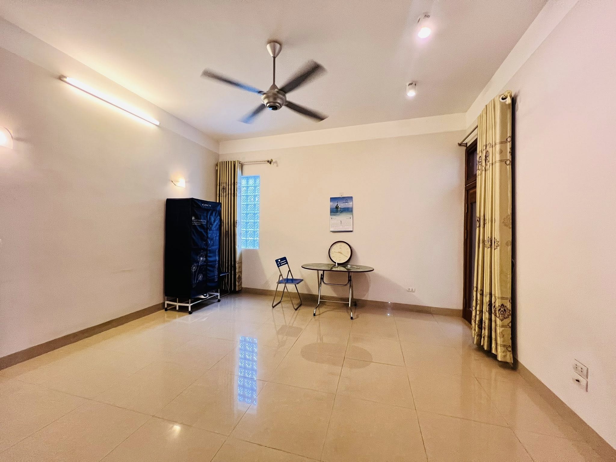 BÁN NHÀ MẶT PHỐ NGUYỄN XIỂN, 6 TẦNG THÔNG SÀN VỈA HÈ 5M, KINH DOANH, VĂN PHÒNG, CHỈ 20.X TỶ 3
