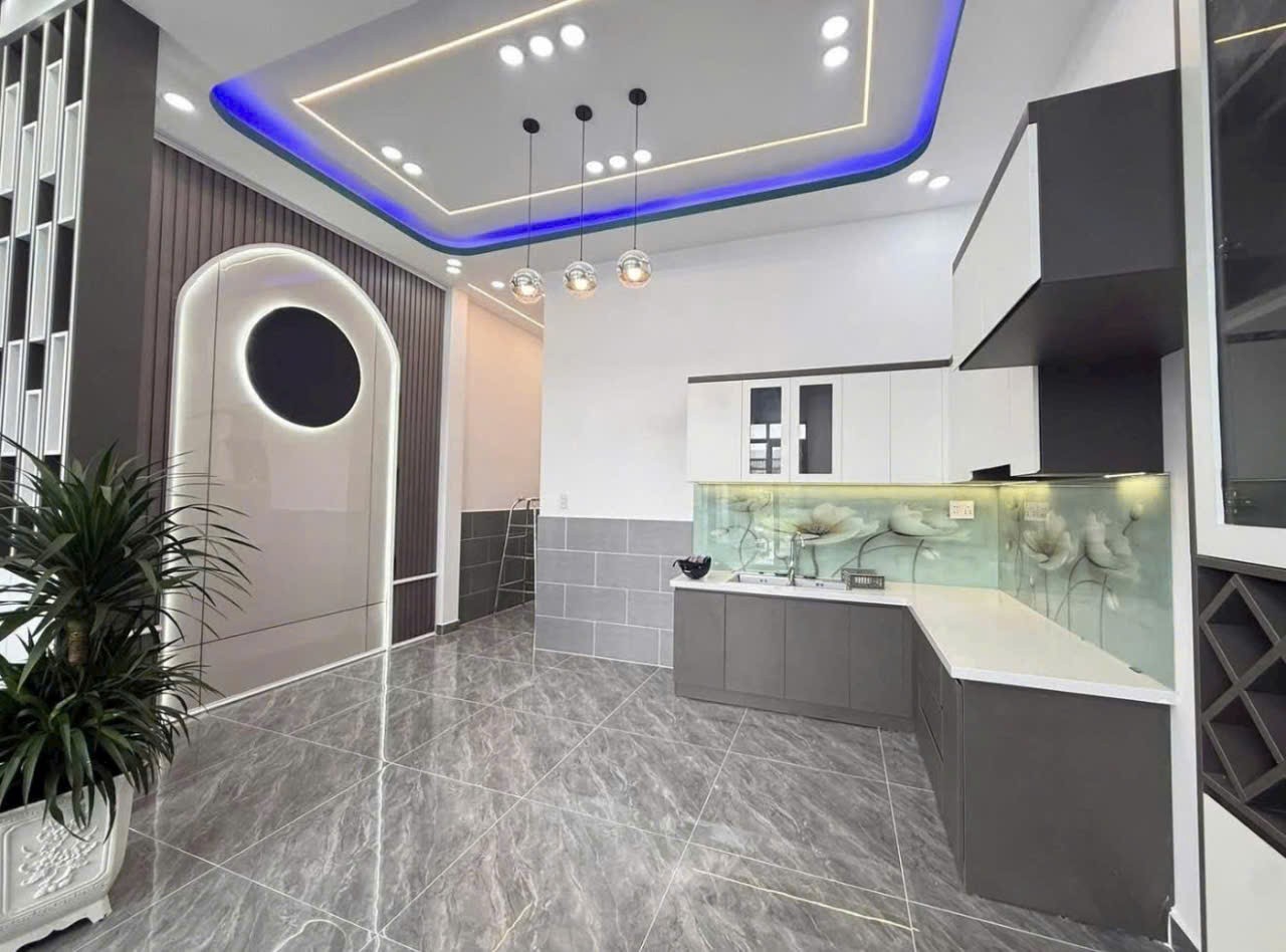 Bán 2 nhà mới xây phòng cách hiện đại, hẻm oto beton thị trấn Đức Hòa dt 120m2 4pn,2wc giá 2,55 tỷ 9