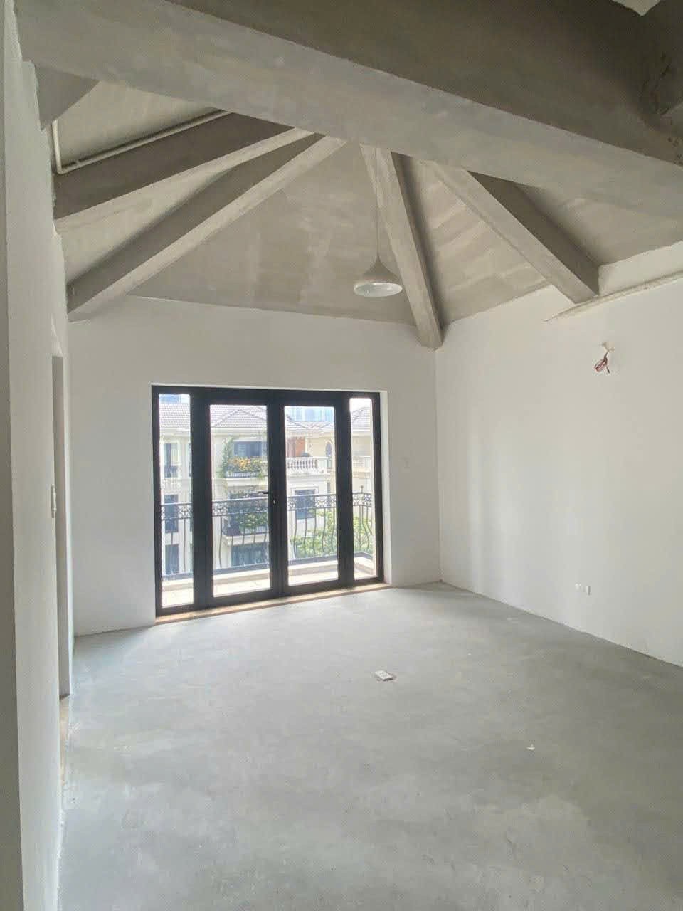 Cho thuê Biệt thự Quận 1, Hồ Chí Minh, Diện tích 225m², Giá Thương lượng 2