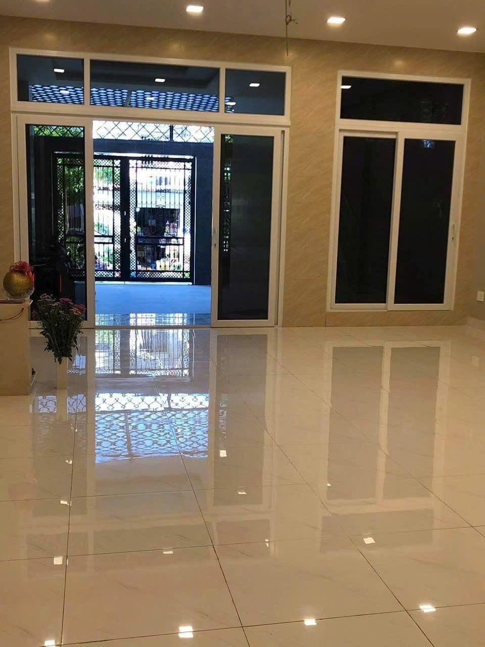 Cho thuê Nhà mặt tiền Quận 2, Hồ Chí Minh, Diện tích 98m², Giá 70 Triệu/tháng 4